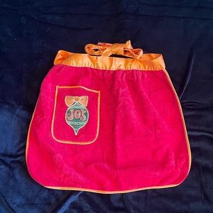 CHRISTMAS APRON VINTAGE HANDMADE